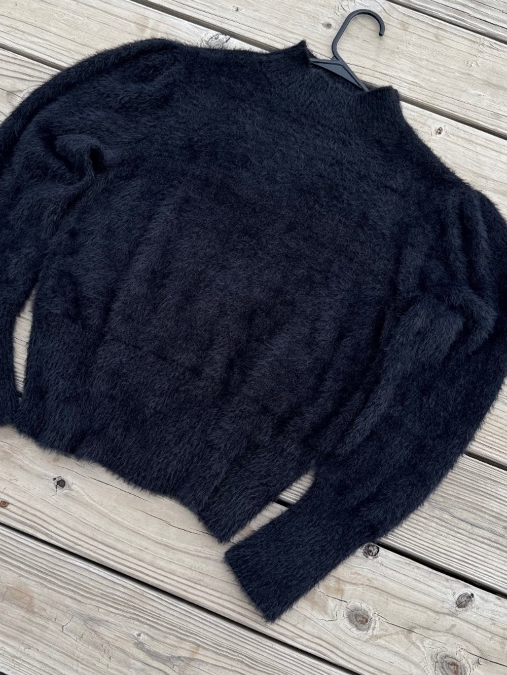 Y2K Marled Black Fuzzy Sweater – Size L